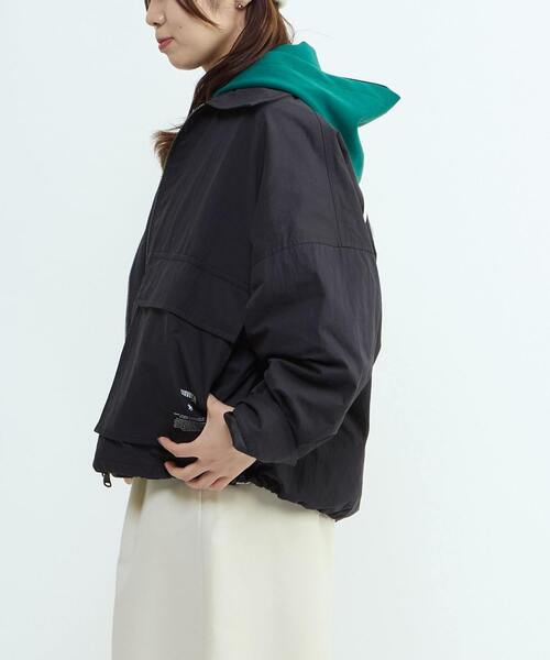 CONVERSE TOKYO（コンバーストウキョウ）の「BACK SPINDLE LOGO MILITARY SHIRT JACKET（ミリタリージャケット・レディース・ブラック/カーキ・SMALL/MEDIUM）」の22枚目の写真