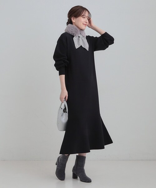 セール】スタイルがすっきりに見える 裾マーメイドニットワンピース