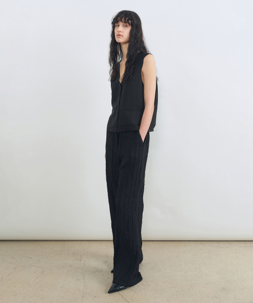 INSILENCE WOMEN(インサイレンスウーマン)の「プリーツパンツ ブラック(その他パンツ・レディース・その他・LARGE/MEDIUM)」の6枚目の写真