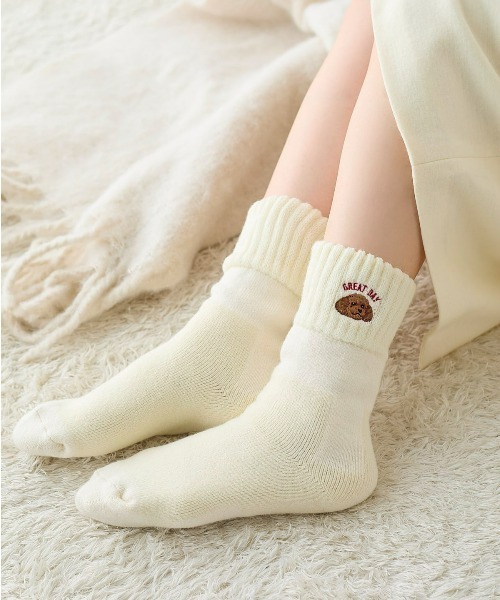 tutuanna（チュチュアンナ）の「[まるでカイロのような暖かさ]アニマル刺繍アメリブソックス20cm（ソックス/靴下・レディース・エンジ/ネイビー/サンドベージュ/マスタード/キナリ/ブラック/オリーブ・M）」の2枚目の写真