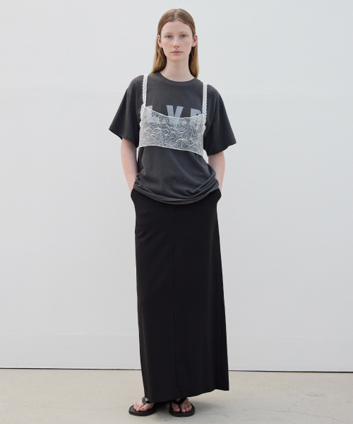 LEVAR(レバー)の「L.V.R Signature Cotton T-shirt - Charcoal(Tシャツ/カットソー・レディース・ダークグレー・FREE)」の4枚目の写真