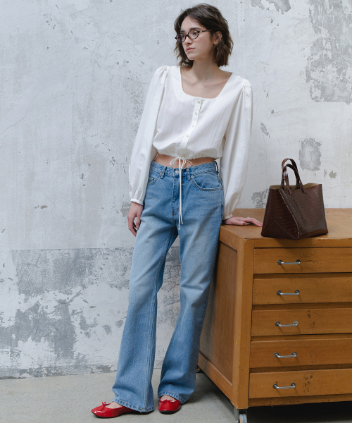 AARAN(アラン)の「ブーツカットデニムパンツ_ミッドブルー(デニムパンツ・レディース・その他・SMALL/MEDIUM)」の5枚目の写真