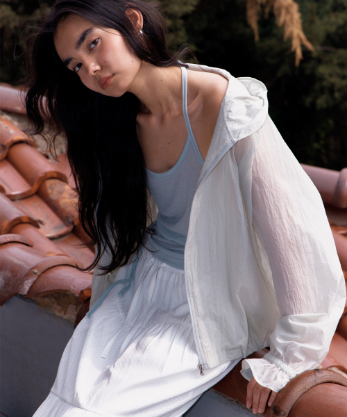 38COMEONCOMMON(38カモンコモン)の「Airy Ruffle Jumper (Light Sage)(ナイロンジャケット・レディース・その他・FREE)」の1枚目の写真