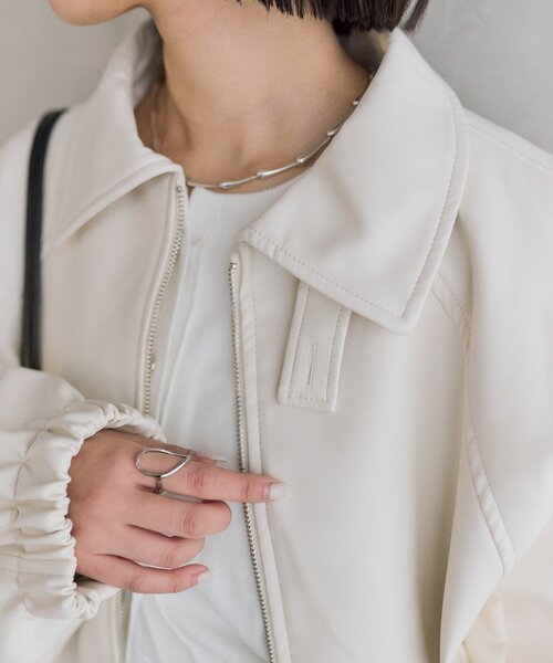 mystic(ミスティック)の「【SET UPスタイルにも◎】バルーンスリーブフェイクレザーブルゾン(ブルゾン・レディース・キャメル/アイボリー/ブラウン・FREE)」の21枚目の写真