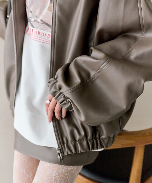 mystic(ミスティック)の「【SET UPスタイルにも◎】バルーンスリーブフェイクレザーブルゾン(ブルゾン・レディース・キャメル/アイボリー/ブラウン・FREE)」の7枚目の写真