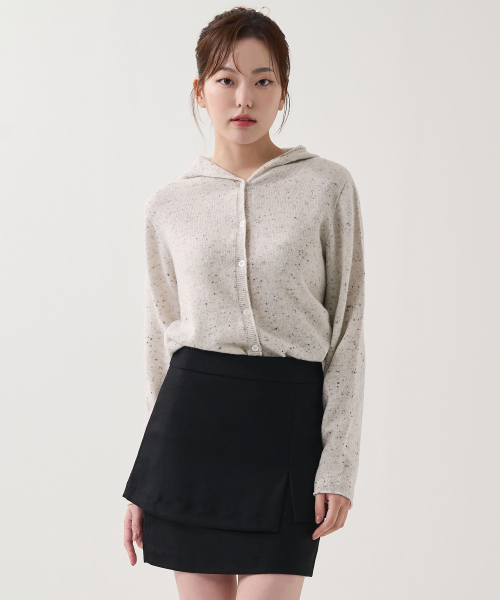 HYEYEONG KIM(ヘヨン キム)の「ウールレイヤードミディスカート-ブラック(スカート・レディース・ブラック・SMALL/MEDIUM/LARGE)」の5枚目の写真