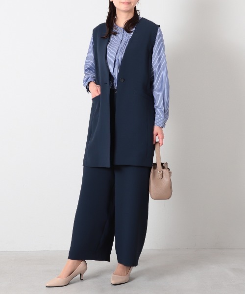 fleur by mint breeze(フルールバイミントブリーズ)の「【L~6L 大きいサイズ】【セットアップ】エアリーダブルクロスノーカラージレ(ベスト・レディース・ブラック/ネイビー・LL/3L/4L/5L/6L)」の2枚目の写真