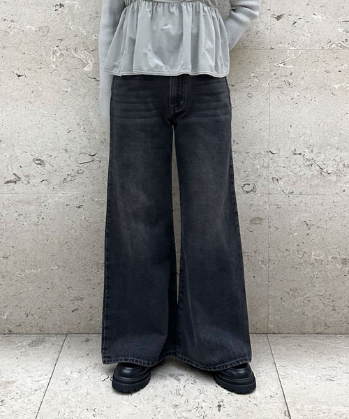 archives（アルシーヴ）の「ストレートフレアデニム（デニムパンツ・レディース・ブラック/ロイヤルブルー・SMALL/MEDIUM）」の2枚目の写真