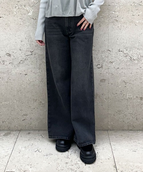 archives（アルシーヴ）の「ストレートフレアデニム（デニムパンツ・レディース・ブラック/ロイヤルブルー・SMALL/MEDIUM）」の4枚目の写真