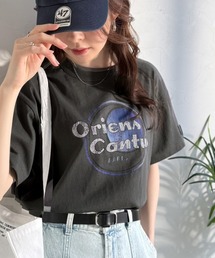 Java（ジャバ）の「《JaVaジャバコラボ》遊びと余裕をこの1枚で。コットン100%コンパクトグラフィックロゴTEE(半袖)（Tシャツ/カットソー）」