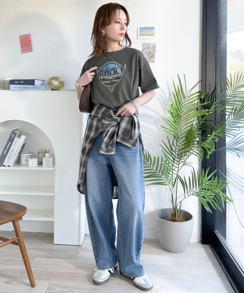 Java(ジャバ)の「《JaVaジャバコラボ》遊びと余裕をこの1枚で。コットン100%コンパクトグラフィックロゴTEE(半袖)(Tシャツ/カットソー・レディース・ブルー系その他/オレンジ系その他2/ブルー系その他2/パープル系その他・LARGE/MEDIUM/SMALL/X-LARGE)」の8枚目の写真