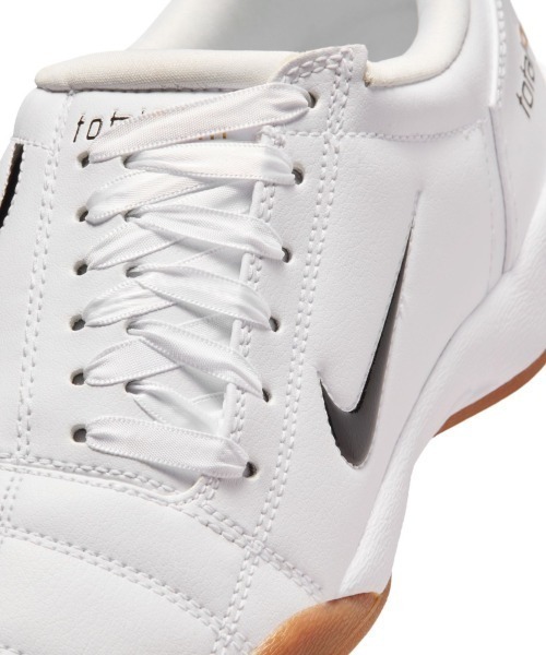 NIKE(ナイキ)の「NIKE Total 90(ナイキ ウィメンズ T90)(スニーカー・レディース・ホワイト系・23.5cm/24cm/24.5cm/25cm/25.5cm/26cm/26.5cm/27cm/27.5cm/28.5cm/29cm/23cm/28cm)」の9枚目の写真
