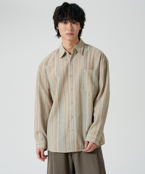 OWSA(オウサ)の「ヴィンテージストライプシャツ(シャツ/ブラウス・メンズ・ベージュ・FREE)」の2枚目の写真