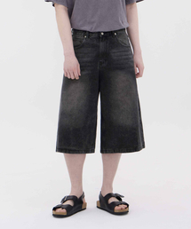 ACSHI（アクシ）の「夏バミューダワイド7部ウォッシングデニムパンツユニセックス（黒青）（その他パンツ）」