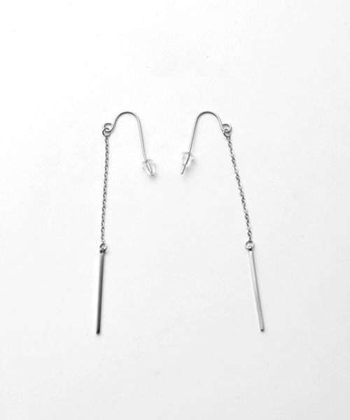 STYLE DELI（スタイルデリ）の「【DELI by】スリムバーロングチェーンピアス（ピアス（両耳用）・レディース・シルバー/ゴールド・FREE）」の2枚目の写真