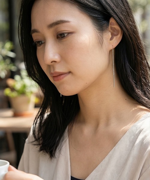 STYLE DELI（スタイルデリ）の「【DELI by】スリムバーロングチェーンピアス（ピアス（両耳用）・レディース・シルバー/ゴールド・FREE）」の6枚目の写真