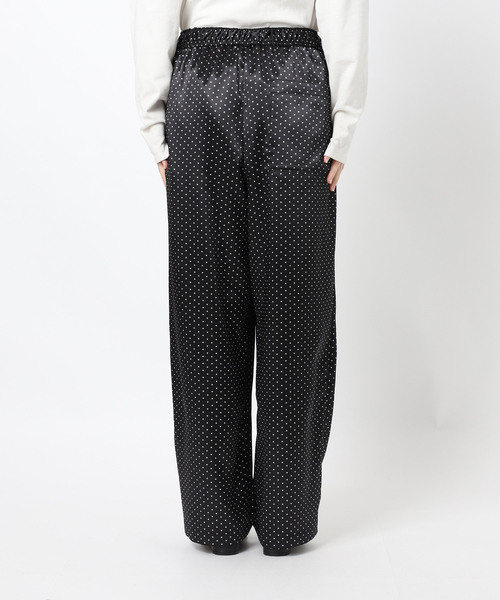 SLOBE IENA(スローブイエナ)の「ドットプリントサテンイージーパンツ(その他パンツ・レディース・ブラック/ホワイト・FREE)」の20枚目の写真