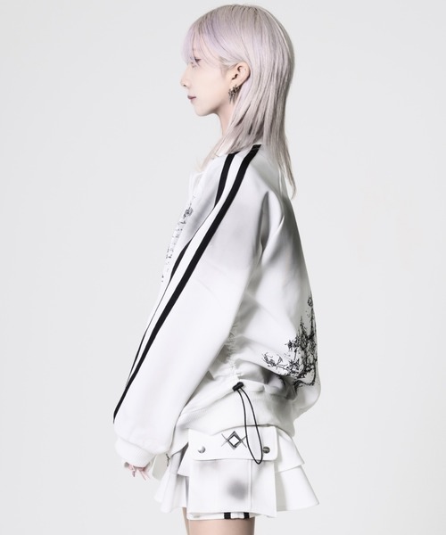 REFLEM(レフレム)の「『REFLEM/レフレム』顔料加工プリントトラックジャージ(ジャージ・レディース・ホワイト/ブラック・FREE)」の19枚目の写真