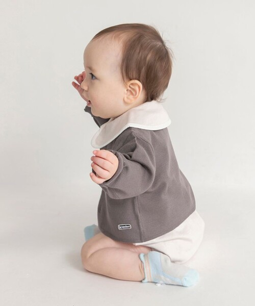 BRANSHES（ブランシェス）の「【ベビー/マシーンウォッシャブル】ニットカーディガン（カーディガン/ボレロ・キッズ・ベージュ/チャコールグレー・FREE）」の9枚目の写真