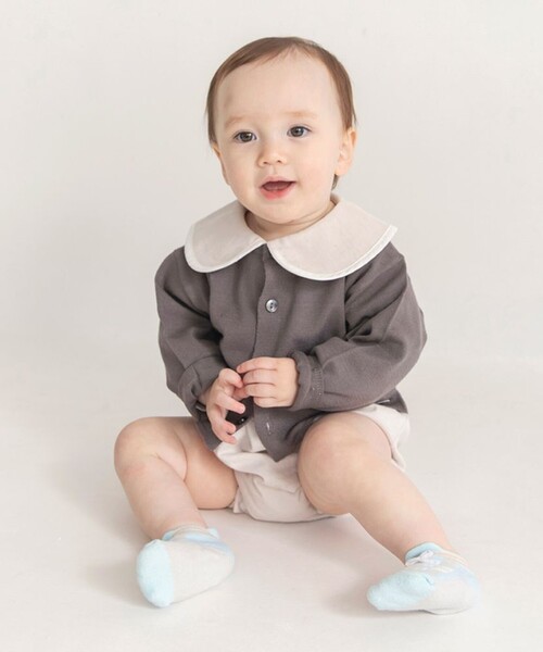 BRANSHES（ブランシェス）の「【ベビー/マシーンウォッシャブル】ニットカーディガン（カーディガン/ボレロ・キッズ・ベージュ/チャコールグレー・FREE）」の10枚目の写真