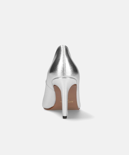 MAMIAN(マミアン)の「ポインテッドトゥ スリムヒール パンプス (8.0cmヒール)(パンプス・レディース・シルバー/グレイッシュベージュ/ブラック・23.5cm/23.0cm/22.5cm/22.0cm/24.5cm/24.0cm)」の9枚目の写真