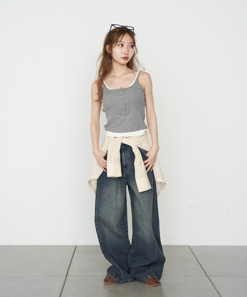 RAY CASSIN(レイカズン)の「パット付レイヤードヘンリーキャミ(キャミソール・レディース・ホワイト/ネイビー/グレー/ブラック・FREE)」の13枚目の写真