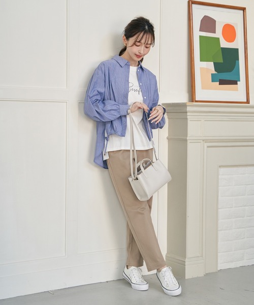 ikka(イッカ)の「【雑誌InRed4月号掲載】ドロストロングテールシャツ【親子コーデ】(シャツ/ブラウス・レディース・ホワイト/ネイビー/ブラウン系その他/グレー/ブルー・L/M/S)」の11枚目の写真