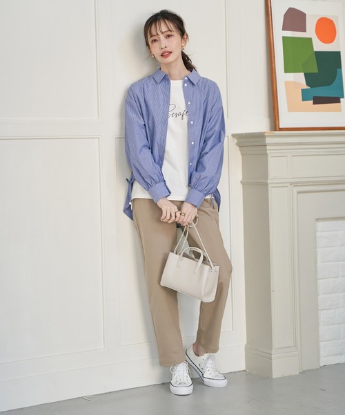 ikka(イッカ)の「【雑誌InRed4月号掲載】ドロストロングテールシャツ【親子コーデ】(シャツ/ブラウス・レディース・ホワイト/ネイビー/ブラウン系その他/グレー/ブルー・L/M/S)」の12枚目の写真