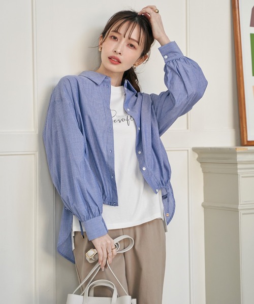 ikka(イッカ)の「【雑誌InRed4月号掲載】ドロストロングテールシャツ【親子コーデ】(シャツ/ブラウス・レディース・ホワイト/ネイビー/ブラウン系その他/グレー/ブルー・L/M/S)」の13枚目の写真