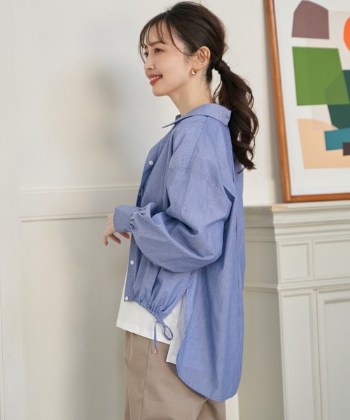 ikka(イッカ)の「【雑誌InRed4月号掲載】ドロストロングテールシャツ【親子コーデ】(シャツ/ブラウス・レディース・ホワイト/ネイビー/ブラウン系その他/グレー/ブルー・L/M/S)」の17枚目の写真