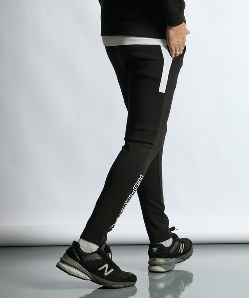 The DUFFER of ST.GEORGE(ザダファーオブセントジョージ)の「〔BLACK LABEL〕SORONA DOUBLE KNIT ATHLETIC SLIM PT:セットアップ対応 ソロナ ダンボールニット スリムパンツ(スウェットパンツ・メンズ・グレー/ブラック/スミクロ・X-LARGE/LARGE/MEDIUM/SMALL)」の1枚目の写真