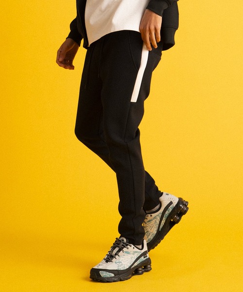 The DUFFER of ST.GEORGE(ザダファーオブセントジョージ)の「〔BLACK LABEL〕SORONA DOUBLE KNIT ATHLETIC SLIM PT:セットアップ対応 ソロナ ダンボールニット スリムパンツ(スウェットパンツ・メンズ・グレー/ブラック/スミクロ・X-LARGE/LARGE/MEDIUM/SMALL)」の8枚目の写真