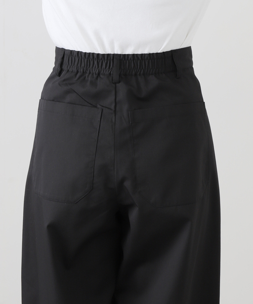 SLOBE IENA（スローブイエナ）の「《接触冷感/WEB限定/追加2》ライトチノタックカーブトラウザー（チノパンツ・レディース・ベージュ/ブラック・36/38）」の7枚目の写真