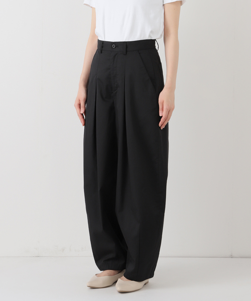 SLOBE IENA（スローブイエナ）の「《接触冷感/WEB限定/追加2》ライトチノタックカーブトラウザー（チノパンツ・レディース・ベージュ/ブラック・36/38）」の16枚目の写真