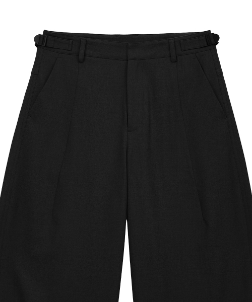 INTEMPOMOOD(インテンポムード)の「オフセットラインワイドスラックス_ブラック(スラックス・メンズ・ブラック・MEDIUM/LARGE/X-LARGE)」の11枚目の写真
