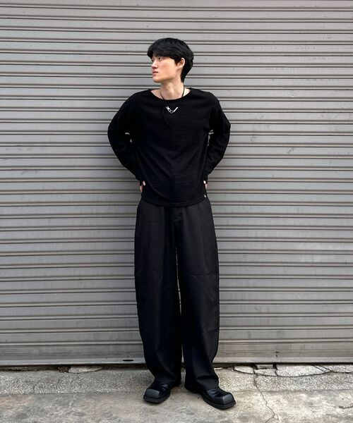 INTEMPOMOOD(インテンポムード)の「オフセットラインワイドスラックス_ブラック(スラックス・メンズ・ブラック・MEDIUM/LARGE/X-LARGE)」の15枚目の写真