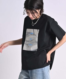 ボックスアートプリントロゴTシャツ