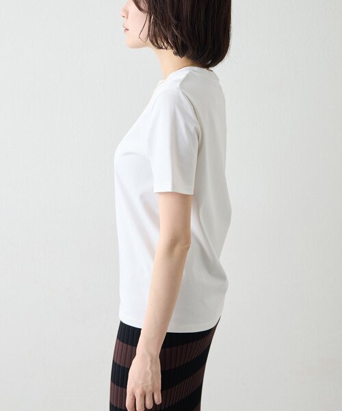 Whim Gazette(ウィムガゼット)の「スビンコットンTシャツ(Tシャツ/カットソー・レディース・ベージュ/オフホワイト・FREE)」の5枚目の写真