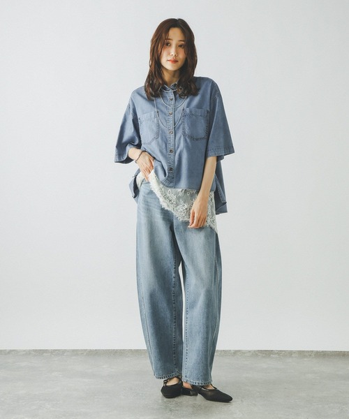 GLOBAL WORK（グローバルワーク）の「GOODデニムシャツ半袖/655908（シャツ/ブラウス・レディース・ブルー/ブルー系6・LARGE/MEDIUM）」の3枚目の写真