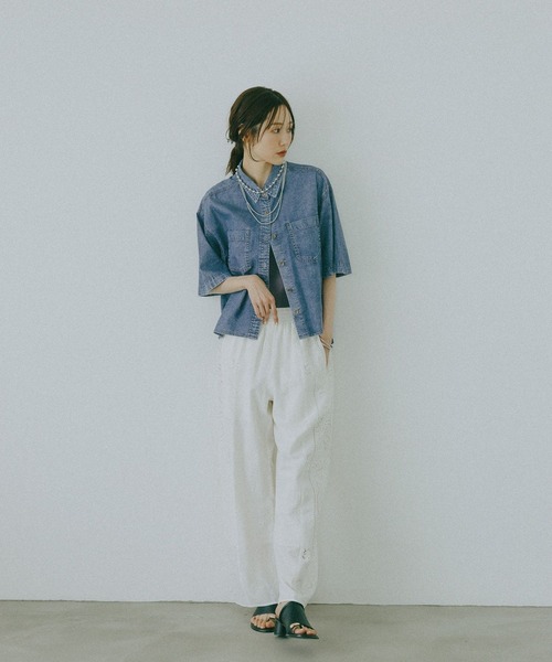 GLOBAL WORK（グローバルワーク）の「GOODデニムシャツ半袖/655908（シャツ/ブラウス・レディース・ブルー/ブルー系6・LARGE/MEDIUM）」の22枚目の写真