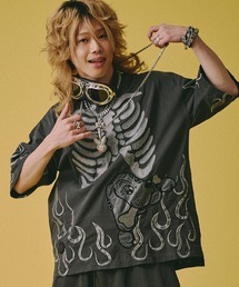 【GALFY/ガルフィー】骨が見えしTシャツ
