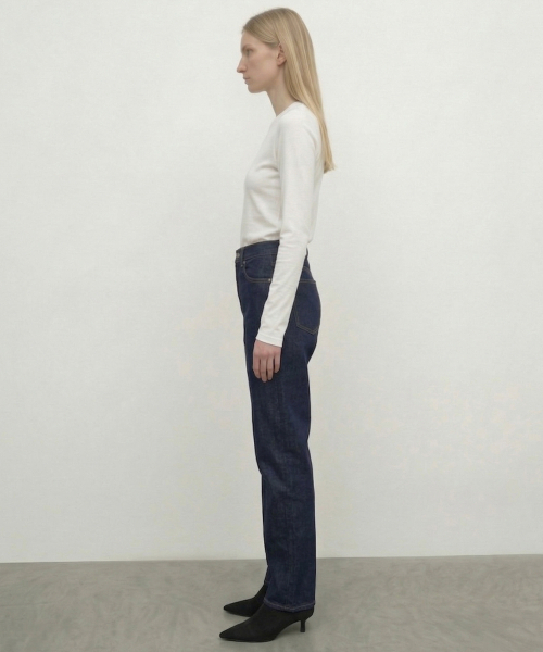 KIMDOH（キムド）の「Arvo Cropped Straight Denim / Non-Fade Indigo（デニムパンツ・レディース・その他・SMALL/MEDIUM/LARGE）」の3枚目の写真