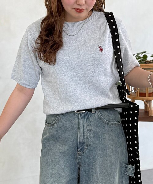 U.S. POLO ASSN.(ユーエスポロアッスン)の「【U.S. POLO ASSN.】スウェットライク半袖ニット(ニット/セーター・レディース・ライトグレー/グリーン/ボルドー/ネイビー・FREE)」の1枚目の写真