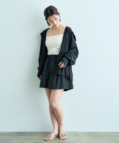 mil（ミル）の「【接触冷感】 カップ付き リブキャミソール 【587183】（キャミソール・レディース・ブラック/オフホワイト/チャコールグレー・ONE SIZE）」の6枚目の写真
