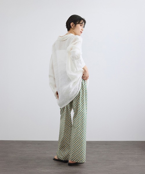 SALON adam et rope'(サロン アダム エ ロペ)の「リバティイージーリラックスパンツ(その他パンツ・レディース・ブルー系その他4/グリーン系その他/ブラック系その他・FREE)」の22枚目の写真