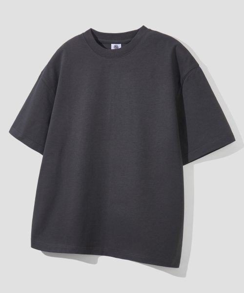 AGOD（エージーオーディー）の「バックインシジョンクロップハーフTシャツ[チャコール]（Tシャツ/カットソー・レディース・その他・SMALL/MEDIUM/LARGE）」の4枚目の写真
