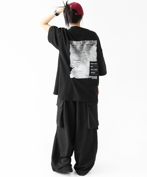 minsobi(ミンソビ)の「ラベルディテール バックアート ビッグTシャツ ユニセックス(Tシャツ/カットソー・メンズ・ホワイト/ブラック・FREE)」の8枚目の写真