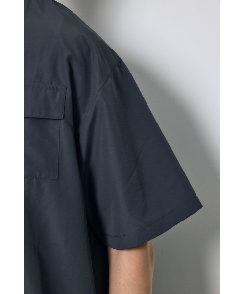 AZUL by moussy(アズールバイマウジー)の「【UVカット、遮熱、接触冷感】ひんやり♪SHELTECH Light ポケットTシャツ 春服 夏服(Tシャツ/カットソー・メンズ・グレー系その他/ブラック/グレー・SMALL/MEDIUM/LARGE)」の22枚目の写真