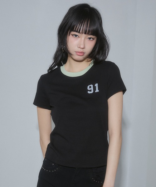 ENVYM(アンビー)の「ナンバリングリンガーTシャツ(Tシャツ/カットソー・レディース・チャコールグレー/ブラック/ホワイト/レッド・FREE)」の21枚目の写真