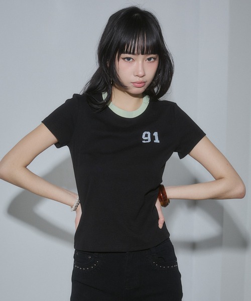 ENVYM(アンビー)の「ナンバリングリンガーTシャツ(Tシャツ/カットソー・レディース・チャコールグレー/ブラック/ホワイト/レッド・FREE)」の7枚目の写真